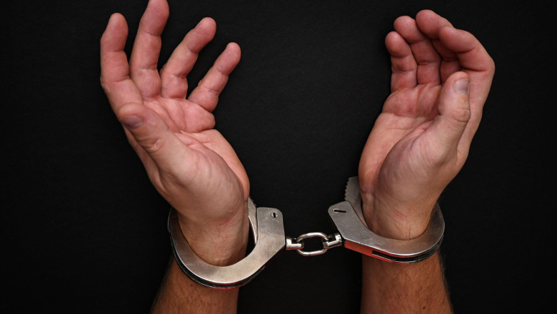 Arestat pentru tentativa de omor, dupa ce i-a turnat socrului sau o substanta toxica in ciorba si i-a taiat franele la masina Imagine