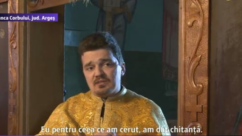 Arges. Oamenii dintr-o comuna au navalit peste preot in altar. Ei reclama taxele "exorbitante" pentru inmormantare Imagine
