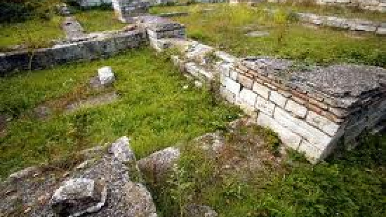 Arheologie cu detinuti. Cetatea Callatis este reabilitata de persoane inchise la Poarta Alba Imagine