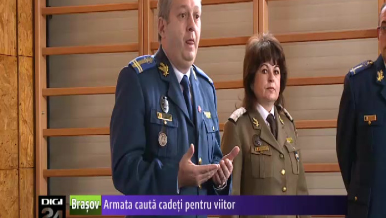 Armata cauta cadeti in scolile generale Imagine