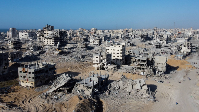 Armata israeliana a lansat noi atacuri asupra Fasiei Gaza, la ordinul lui Benjamin Netanyahu: cel putin noua oameni ucisi. Reactia SUA Imagine