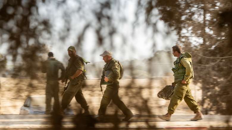 Armata Israelului, macinata de pozitia pro-razboi a lui Benjamin Netanyahu. Rezervistii unei unitati de elita se alatura protestelor Imagine