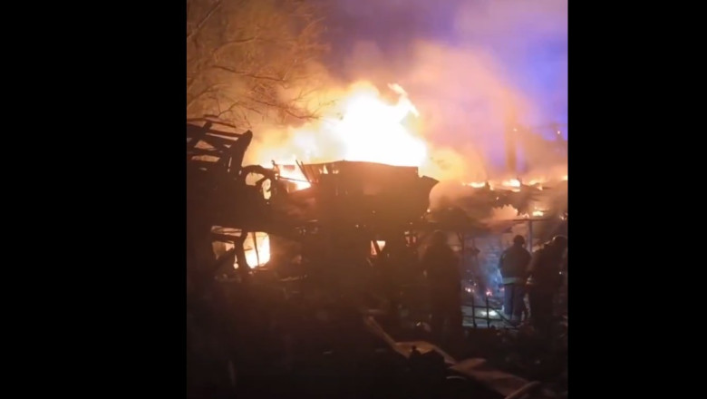 Armata lui Putin a bombardat mai multe case in sudul Ucrainei. Cel putin doua persoane au fost ucise si alte 18 ranite Imagine