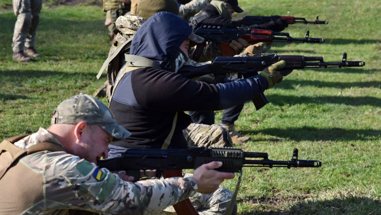 Armata ucraineana, in pana de noi recruti pentru razboi. De la adrenalina si exaltare, la teama pentru propria viata Imagine