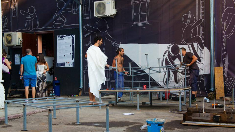 Arta in spatii neconventionale. Teatrul de Arta din Bucuresti da spectacole intr-un fost grajd Imagine