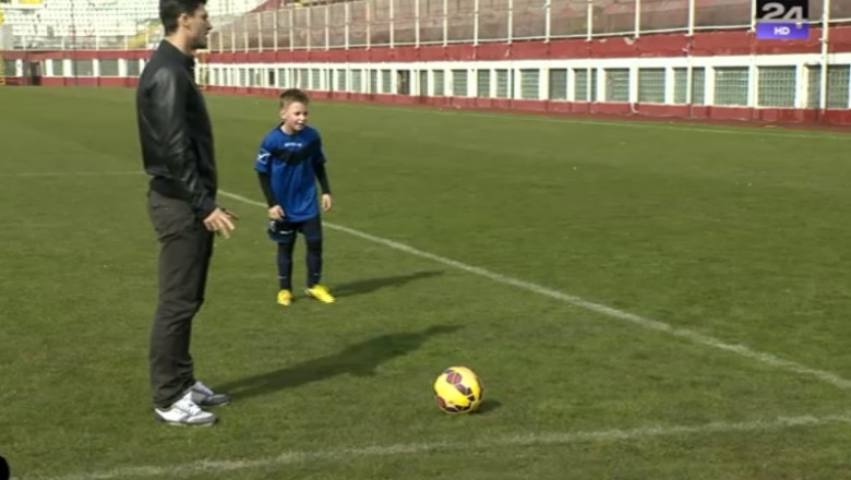 Asa unchi, asa nepot! Lectiile lui Cristi Sapunaru pentru un fotbalist de viitor Imagine