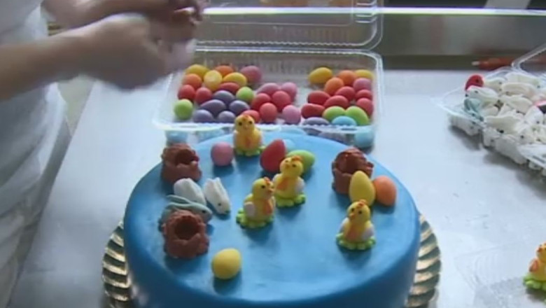 Asalt la laboratoarele de prajituri Imagine