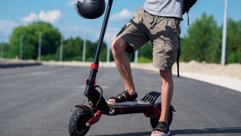 Asigurarea RCA devine obligatorie pentru trotinetele si bicicletele electrice. Proiectul a fost adoptat de Camera Deputatilor Imagine