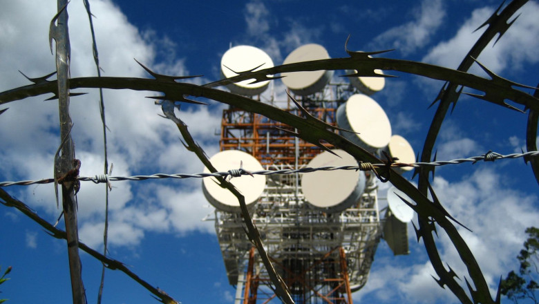 Asociatii non-guvernamentale: insulta si calomnia au fost introduse din nou in Codul Penal Imagine