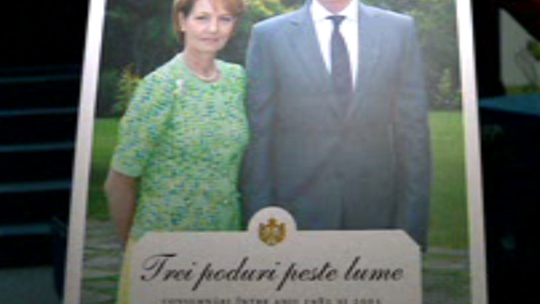 ASR Principele Radu al Romaniei a lansat la Iasi cartea „Trei poduri peste lume. Consemnari intre anii 1982 si 2003”  Imagine