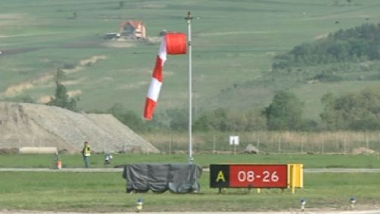 Astazi va fi inaugurata prima pista de aeroport construita in ultimele doua decenii in Romania Imagine