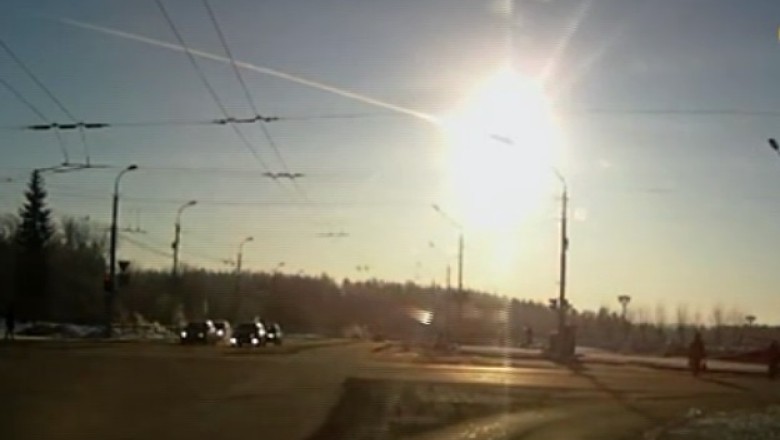 Asteroid periculos pentru Terra. Are aceeasi traiectorie cu meteoritul care a cazut in Rusia Imagine