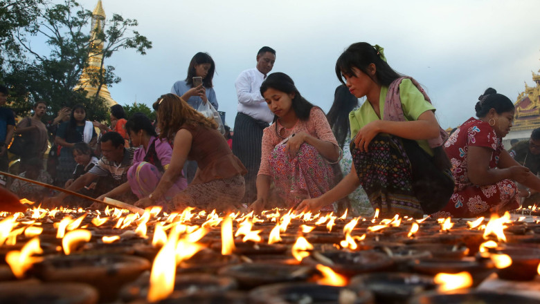 Atac cu bombe al armatei din Myanmar in timpul unui festival: cel putin 24 de morti si peste 40 de raniti Imagine