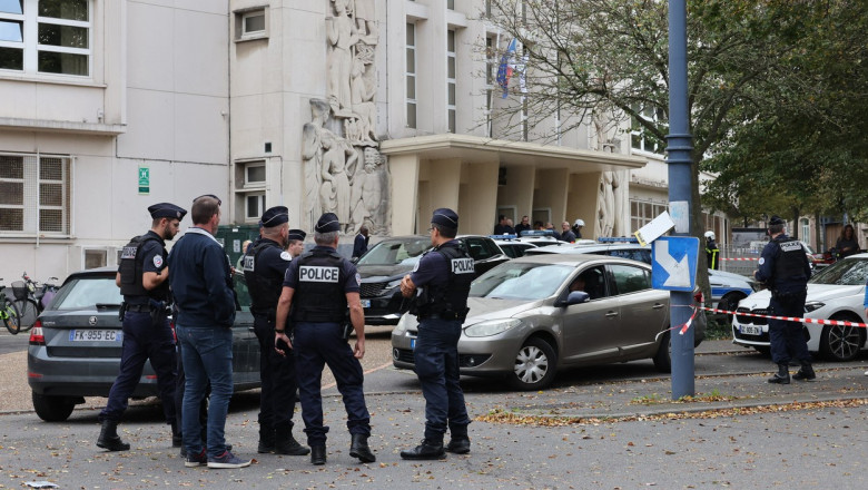 Atac terorist intr-o scoala din Franta. Atacatorul a strigat „Allahu Akbar” Imagine