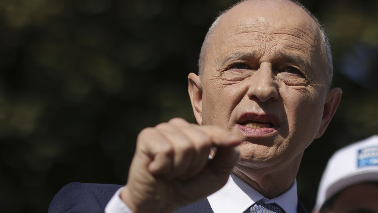 Atacul lui Mircea Geoana la adresa jurnalistilor de investigatii a atras criticile ONG-urilor care protejeaza libertatea de exprimare Imagine