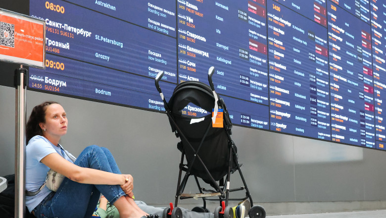 Atacurile cu drone ale Ucrainei au starnit haos pe aeroporturile din Rusia: peste 2.000 de zboruri anulate sau intarziate in doua zile Imagine