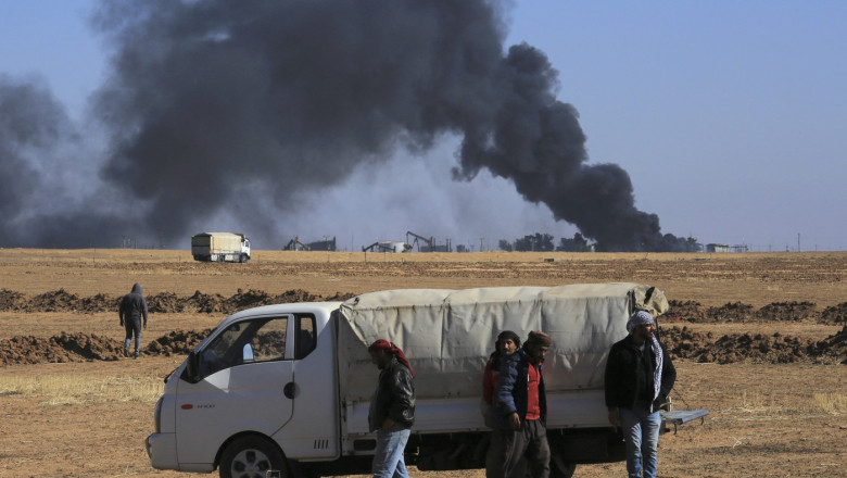 Atacurile Turciei in zonele controlate de kurzi din Siria au blocat accesul la apa si electricitate pentru un milion de oameni Imagine