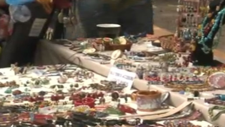 Ateliere de pictura si produse traditionale la Muzeul taranului Roman Imagine