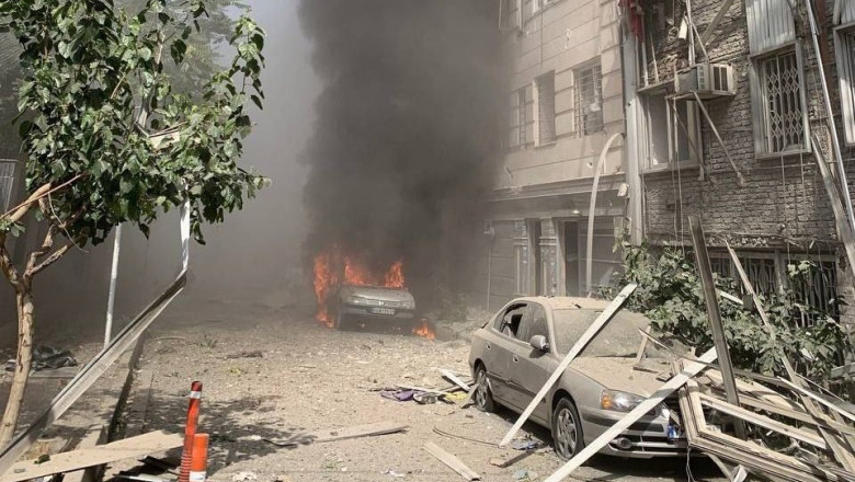 Atentate cu masini-capcana in Teheran: Cinci explozii au vizat reteaua de canalizare si apa. Presa iraniana acuza Israelul Imagine