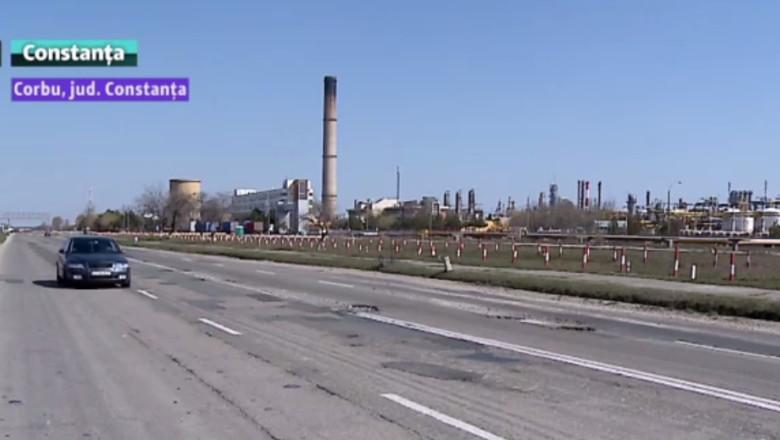 Atentie, drum cu cratere. Pe portiunea Navodari-Corbu se circula pe contrasens din cauza gropilor Imagine