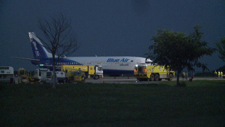 Aterizare de urgenta pe Aeroportul International Timisoara. Unei pasagere i s-a facut rau Imagine