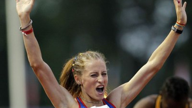 Atleta care a sarit de la etaj vroia sa scape de cei care o sechestrau Imagine