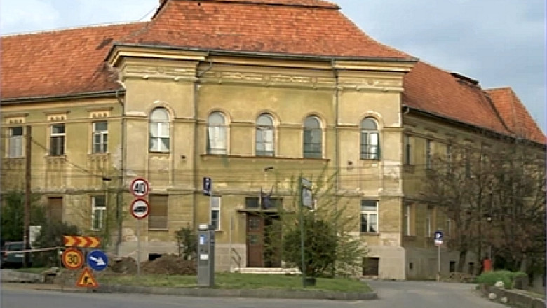 Au castigat o cladire in instanta, dar trebuie sa plateasca 1 milion de euro catre Primaria din Oradea Imagine