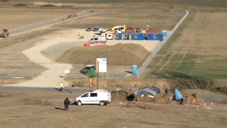 Au inceput forarile in Pungesti Imagine