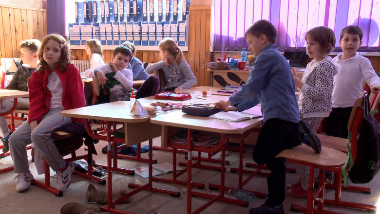 Au inceput inscrierile in clasa pregatitoare. 259 de clase vor fi infiintate in judetul Cluj Imagine