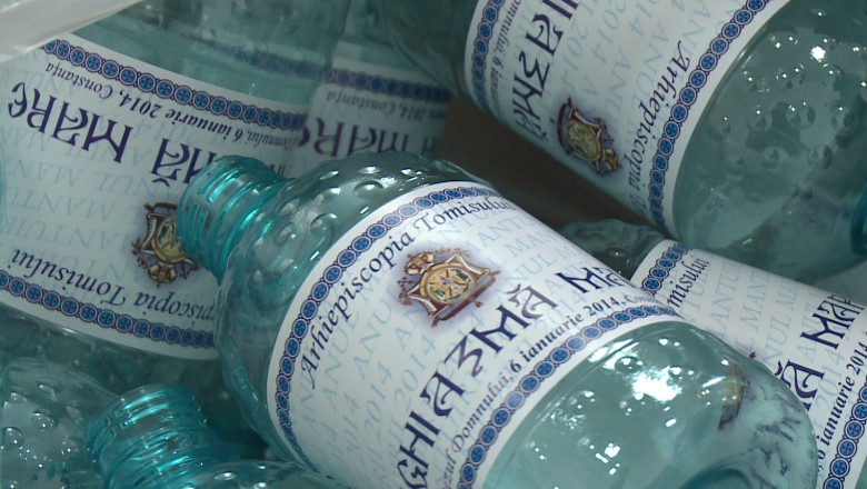 Au inceput pregatirile de Boboteaza. La Constanta vor fi imbuteliate 120.000 de sticle cu agheazma Imagine