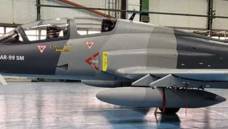 Au inceput probele cu primul avion IAR 99 Standard Modernizat, fabricat la Craiova Imagine