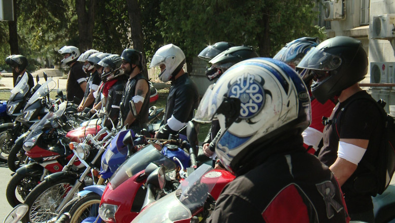 Au strigat in tacere Imagine