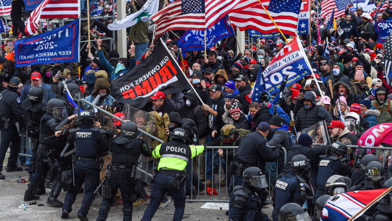Audieri in comisia care ancheteaza violentele din 6 ianuarie 2021, la Capitoliu. „Trump statea la masa si privea asaltul la televizor” Imagine