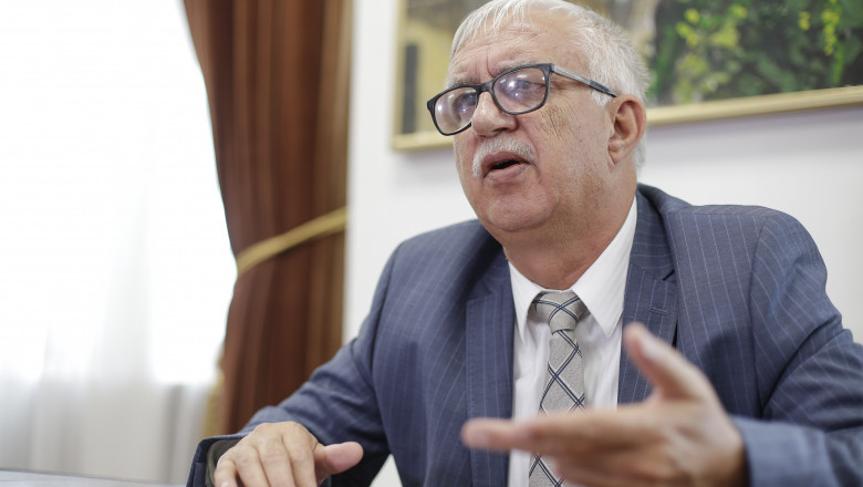 Augustin Zegrean: „Ne vom petrece Anul Nou numarand voturi”. Cine va fi presedinte interimar daca nu se termina renumararea Imagine