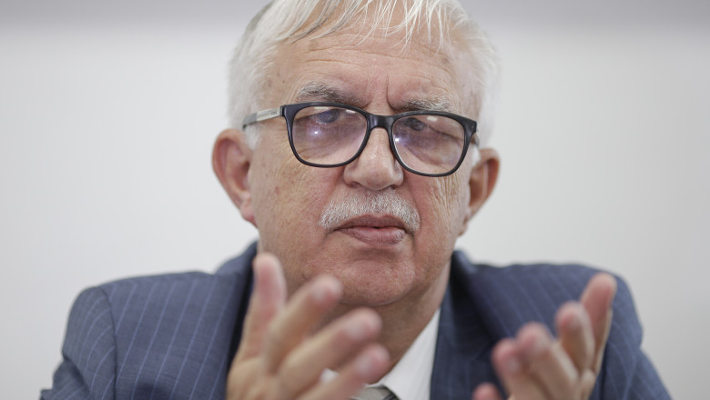 Augustin Zegrean prezice ca reforma pensiilor magistratilor va pica la CCR. Critici la adresa lui Bolojan: Demisia suna ca o amenintare Imagine