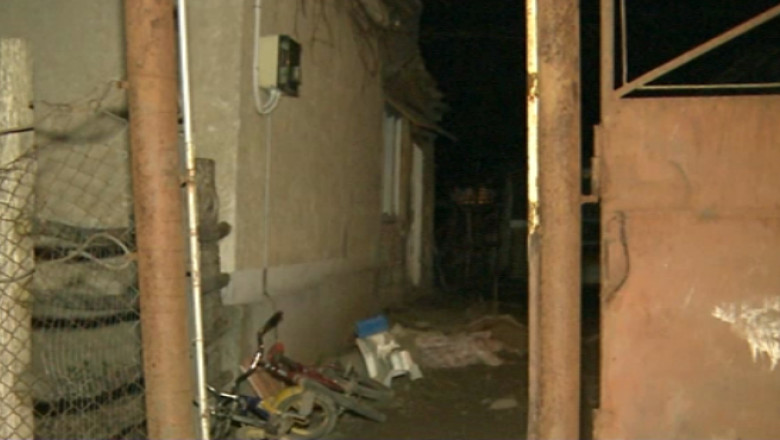 Autoritatile au intrerupt cautarile baietelului de doi ani, disparut din comuna Ocna de Fier  Imagine