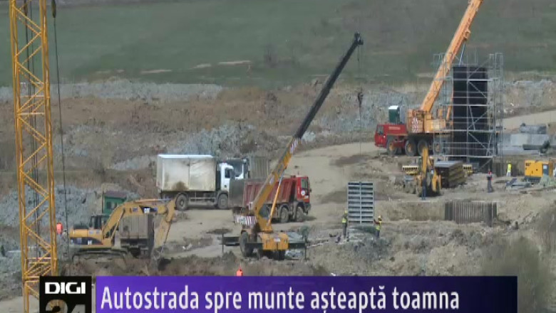 Autostrada spre munte asteapta toamna Imagine