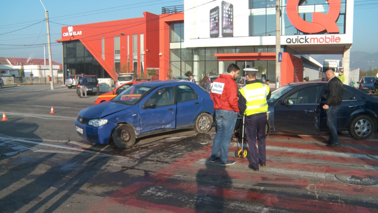 Autoturismul CJ Maramures, implicat intr-un accident Imagine