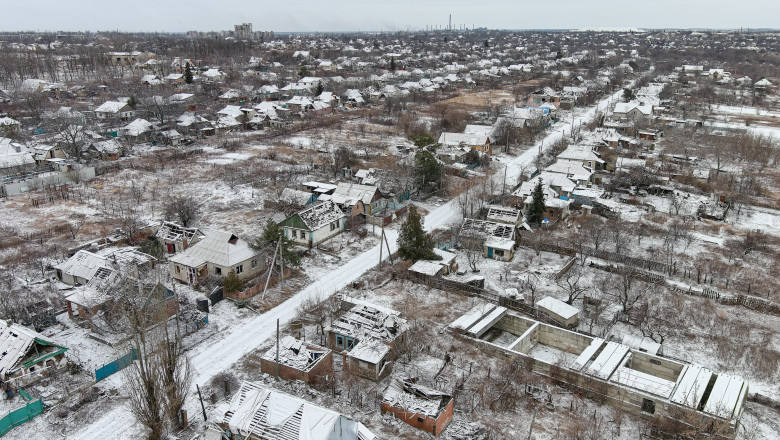 Avdiivka, orasul-fantoma: Imagini dramatice cu ultimii locuitori care incearca sa supravietuiasca printre ruine Imagine