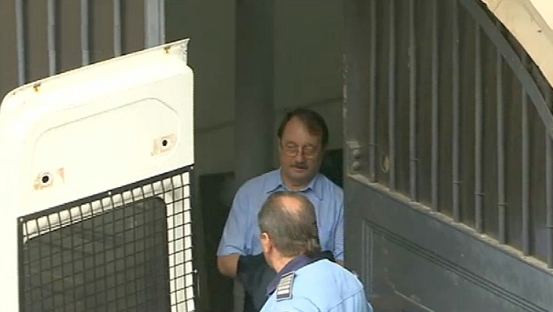 Averea lui Mircea Basescu, sub sechestru. Imaginile filmate cu cravata vor fi probe in dosar Imagine