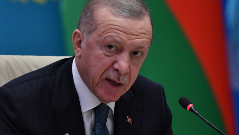 Avertisment dur al lui Erdogan dupa protestele declansate de arestarea primarului din Istanbul: Nu vom ceda in fata „terorii strazii” Imagine