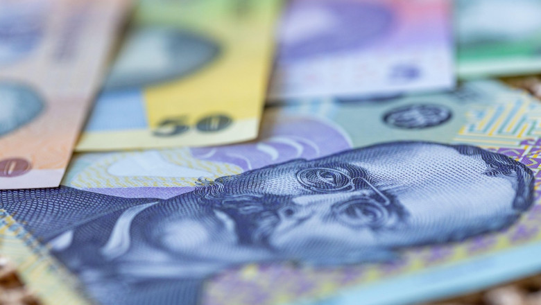 Avertisment Fitch privind masurile fiscale: Estimari negative pentru reducerea deficitului bugetar si ratingul de tara Imagine