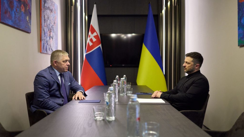 Avertismentul lui Volodimir Zelenski, la intalnirea cu premierul slovac Robert Fico: Petrolul rusesc nu are viitor in Europa Imagine
