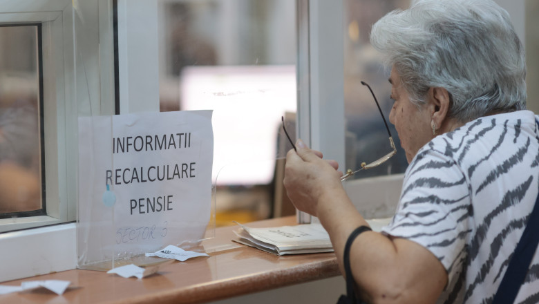 Avertismentul unui sindicat: Aplicarea de corectii bugetare va duce la proteste si blocarea totala a activitatii caselor de pensii Imagine