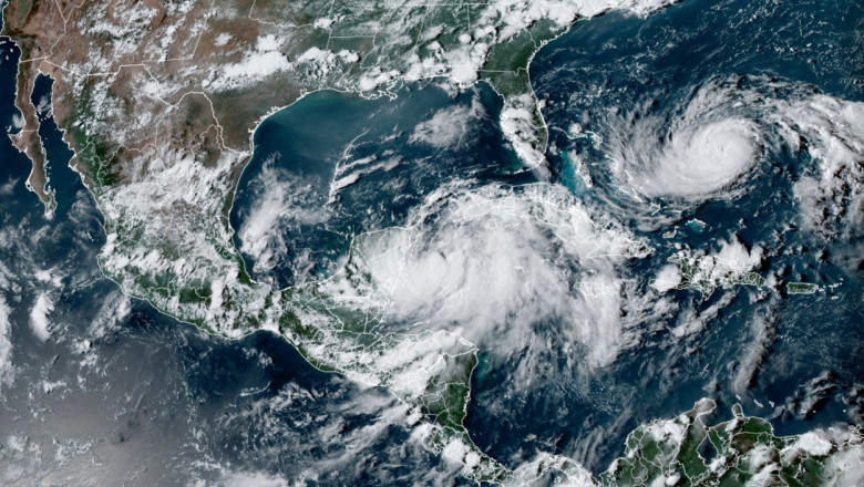 Avertizare de uragan in Florida. Autoritatile au declarat stare de urgenta Imagine