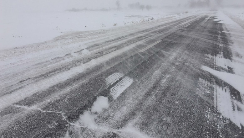 Avertizarile de vreme rea si ploi, prelungite pana sambata. A nins la munte, sunt minus 5 grade la Ranca Imagine
