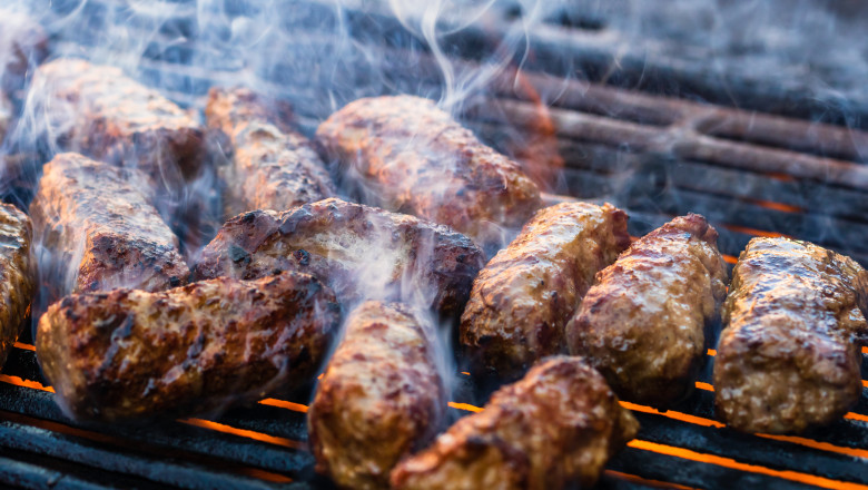 „Aveti grija la carnea tocata si la bere”. Avertismentul ANPC pentru romani inainte de 1 Mai Imagine