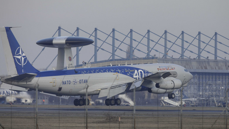 Avioanele spion ale NATO au aterizat la Otopeni. Vor supraveghea Ucraina Imagine