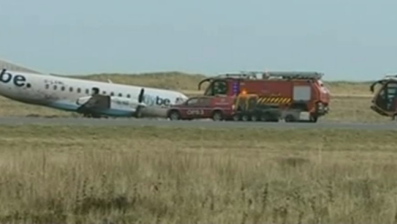 Avion luat de vant: patru raniti Imagine