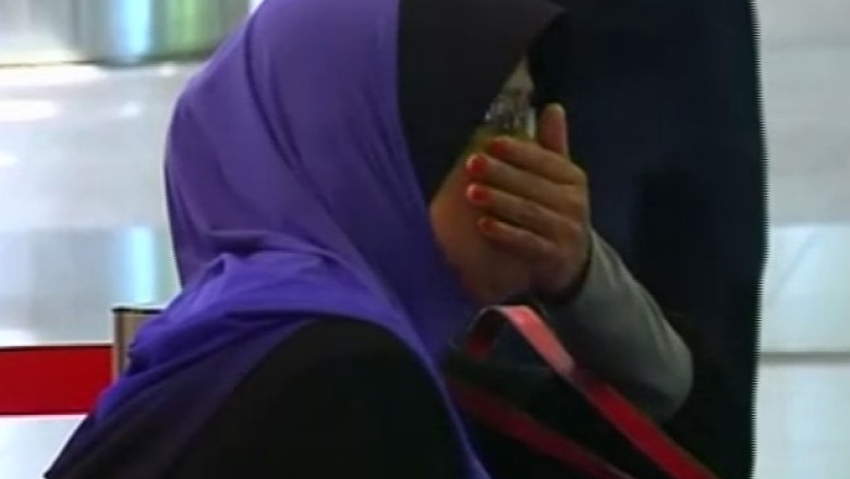 Avion prabusit in Ucraina. Rudele victimelor sunt in stare de soc Imagine